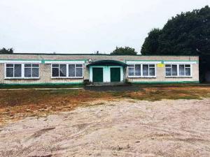 Капитальное строение с инв. №133/С-13459, магазин №5 «Промтовары» пл. 238,7 кв.м. (Брестская обл., Лунинецкий р-н, аг.Лунин, ул. Иркутско-Пинской Дивизии, 31А/2)