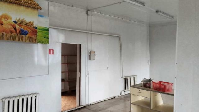 Капитальное строение с инв. №130/С-53153, магазин пл. 80,3 кв.м. (Брестская обл., Пинский р-н, Хойновский с/с, д.Невель, ул. Партизанская, 17А)