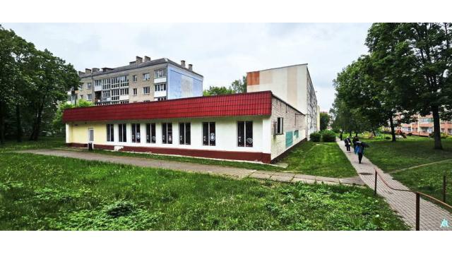 Капитальное строение с инв. №620/С-27642, магазин №141 пл. 377,3 кв.м. (Минская обл., Дзержинский р-н, г.Фаниполь, ул. Якуба Коласа, 10А)