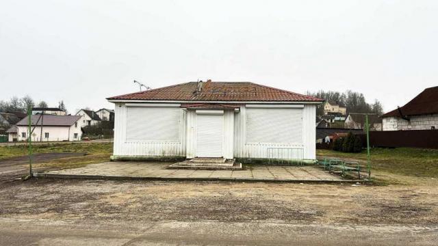 Капитальное строение с инв. №601/C-32405, магазин №63 «Мечта» пл. 107,8 кв.м. (Минская обл., Логойский р-н, Логойский с/с, д.Зеленый Луг, ул. Центральная, 1А)