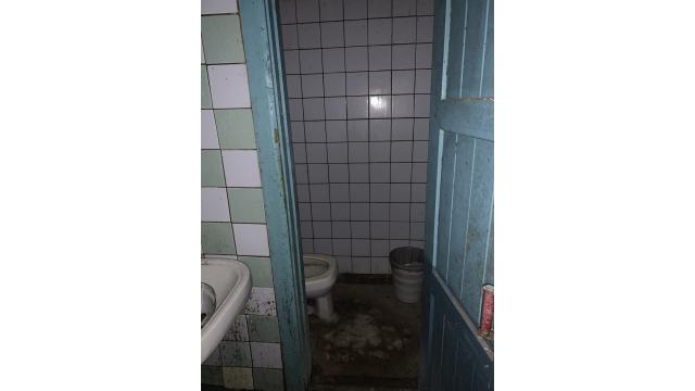 Капитальное строение с инв. №613/С-15354, склад пл. 806,6 кв.м. (Минская обл., Крупский р-н, г.Крупки, ул. Интернациональная, 75А/4)