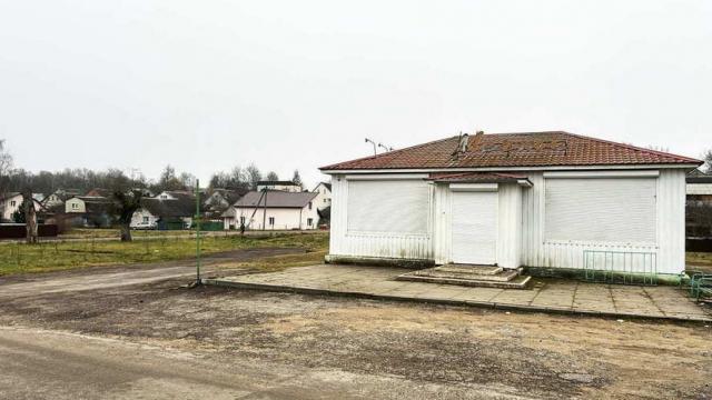 Капитальное строение с инв. №601/C-32405, магазин №63 «Мечта» пл. 107,8 кв.м. (Минская обл., Логойский р-н, Логойский с/с, д.Зеленый Луг, ул. Центральная, 1А)