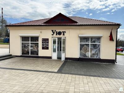 Продажа права на заключение договора аренды помещений магазина пл. 127,3 кв.м. с торговым и холодильным оборудованием для размещения объекта розничной торговли (Минская обл., Минский р-н, г.Заславль, ул. Советская, 31). Начальная цена (размер ежемесячной арендной платы): 2950 бел. руб. с НДС 20%.