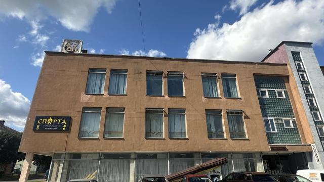 Капитальное строение с инв. №620/C-1283, магазин «Дом торговли» пл. 9777,8 кв.м. (Минская обл., г.Дзержинск, ул. Карла Маркса, 3)