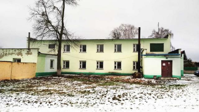 Капитальное строение с инв. №122/С-22393, общежитие-контора пл. 481,0 кв.м. (Брестская обл., г.Ивацевичи, ул. Дольная, 32)