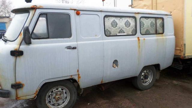 Автомобиль грузовой УАЗ-396295, 2015 г.в., рег. знак АТ 5352-5 (Минская обл., Дзержинский р-н, г.Дзержинск, ул. Северная, 1)