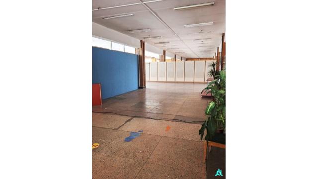 Продажа права на заключение договора аренды части помещений 2-го этажа магазина «Промтовары» пл. 513,7 кв.м. (Минская обл., г.Березино, ул. Октябрьская, 17). Начальная цена (размер) ежемесячной арендной платы составляет 8090,78 бел. руб. с НДС 20%.