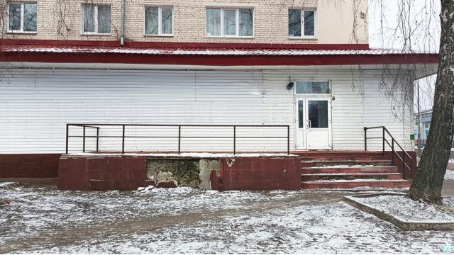 Изолированное помещение с инв. №630/D-45816, магазин №104 «Минский край» пл. 533,5 кв.м. (Минская обл., г.Молодечно, ул. Волынца, 2-66)