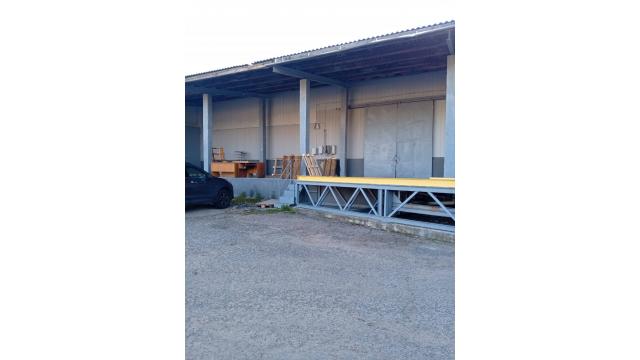 Комплекс 2 зданий магазина «Стройматериалы» общей пл. 3696,8 кв.м., (Минская обл., Минский р-н, г.Заславль, ул. Путейко, 5)