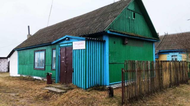 Капитальное строение с инв. №130/С-53757, магазин пл. 75,3 кв.м. (Пинский р-н, Хойновский с/с, д.Большие Диковичи, ул. Набережная, 5)