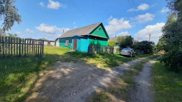 Капитальное строение с инв. №130/С-53757, магазин пл. 75,3 кв.м. (Пинский р-н, Хойновский с/с, д.Большие Диковичи, ул. Набережная, 5)