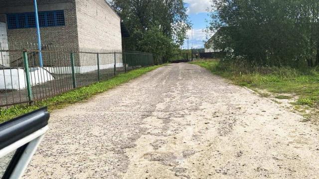 Комплекс зданий и сооружений хлебозавода, кап. строение с инв. №600/C-14081, хлебозавод пл. 1143,6 кв.м. (Минская обл., Логойский р-н, г.п.Плещеницы, ул. Воровского, 136)