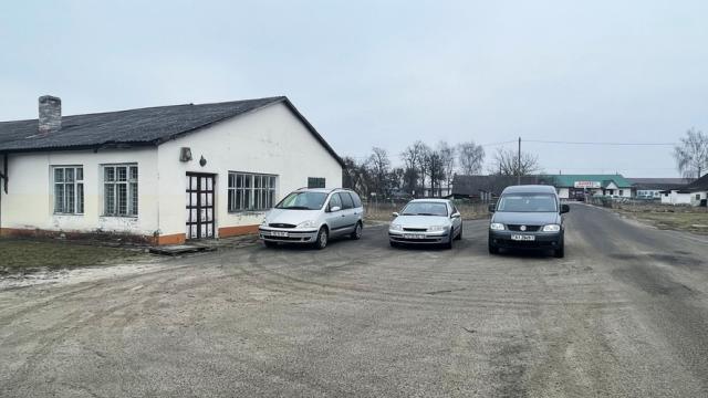 Капитальное строение с инв. №124/C-23331, магазин №15 пл. 182,3 кв.м. (Брестская обл., г.Пружаны, ул. Лазо, 8А)