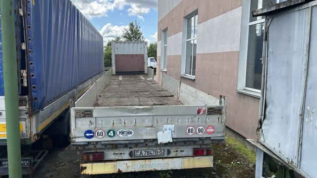 Полуприцеп бортовой KRONE SD27, 2008 г.в., рег. знак А3972А-5 (Минская обл., г.Дзержинск, ул. Фоминых, 44)