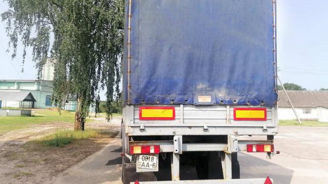 Полуприцеп бортовой МАЗ-938660, 2009 г.в., рег. знак 0818 АА-6 (Могилевская обл., Хотимский р-н, г.п.Хотимск, ул. Льнозаводская, 9)