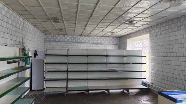 Продажа права на заключение договора аренды помещений здания магазина пл. 97,4 кв.м. (Минская обл., Столбцовский р-н, Вишневецкий с/с, д.Новопольцы). Начальная цена (размер) ежемесячной арендной платы: 877 бел. руб. с НДС 20%