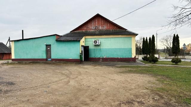 Продажа права на заключение договора аренды помещений магазина пл. 173,4 кв.м. с торговым и холодильным оборудованием для размещения объекта розничной торговли (Минская обл., Минский р-н, Шершунский с/с, д.Новый Двор, ул. Юбилейная, 6). Начальная цена (ра