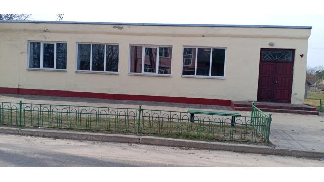 Продажа права на заключение договора аренды помещений магазина с инв. №123/C-22439 пл. 289,64 кв.м. (Брестская обл., Кобринский р-н, Повитьевский с/с, аг.Повитье, ул. Школьная, 6). Начальная цена (размер ежемесячной арендной платы): 1740,21 бел. руб. с НД