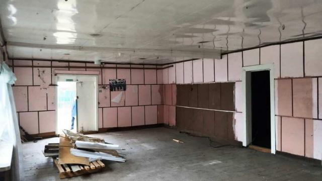 Капитальное строение с инв. №130/С-53755, магазин пл. 103,9 кв.м. (Брестская обл., Пинский р-н, Хойновский с/с, д.Семеховичи, ул. Центральная, 50А)