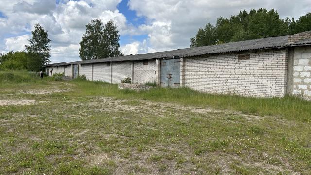 Комплекс 3 зданий складов общей пл. 1420,8 кв.м. (Брестская обл., г.Ляховичи, ул. Вокзальная, 12, 12/1 и 12/2)