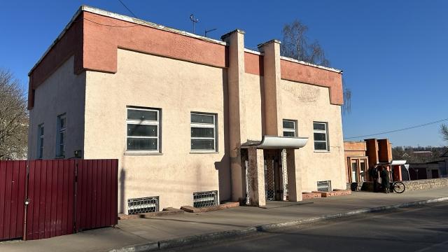 Комплекс 2 зданий магазина и кафе общей пл. 1020 кв.м., расположенных на земельном участке пл. 0,4805 га (Витебская обл., г.Орша, ул. Фридриха Энгельса, 19 и 19/1)