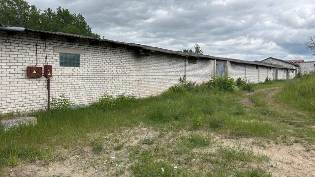 Комплекс 3 зданий складов общей пл. 1420,8 кв.м. (Брестская обл., г.Ляховичи, ул. Вокзальная, 12, 12/1 и 12/2)