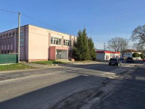 Капитальное cтроение с инв. №644/С-38209, школа-магазин пл. 1406 кв.м. (Солигорский р-н, г.п. Старобин, ул. Краснознаменная, 8)
