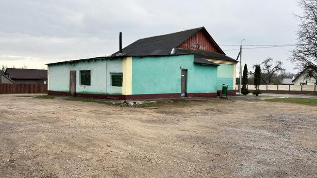 Продажа права на заключение договора аренды помещений магазина пл. 173,4 кв.м. с торговым и холодильным оборудованием для размещения объекта розничной торговли (Минская обл., Минский р-н, Шершунский с/с, д.Новый Двор, ул. Юбилейная, 6). Начальная цена (ра