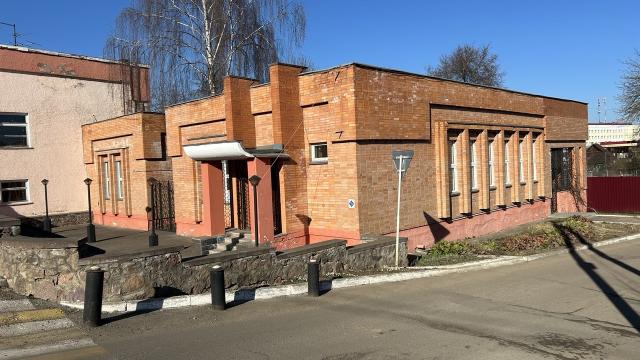 Комплекс 2 зданий магазина и кафе общей пл. 1020 кв.м., расположенных на земельном участке пл. 0,4805 га (Витебская обл., г.Орша, ул. Фридриха Энгельса, 19 и 19/1)