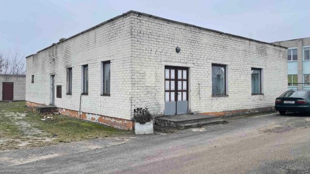 Капитальное строение с инв. №124/C-23330, магазин пл. 198,4 кв.м. (Брестская обл., г.Пружаны, ул. Лазо, 10А)