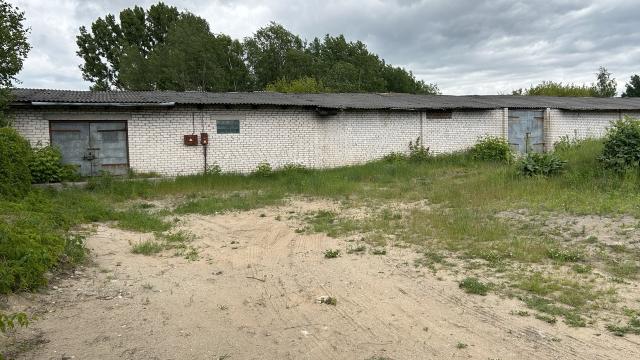 Комплекс 3 зданий складов общей пл. 1420,8 кв.м. (Брестская обл., г.Ляховичи, ул. Вокзальная, 12, 12/1 и 12/2)