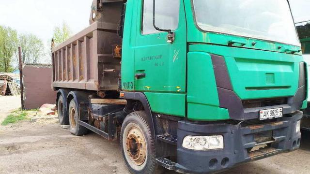 Автомобиль грузовой самосвал МАЗ-МАН 652036, 2011 г.в., рег. знак АК 9825-5 (Минская обл., Минский р-н, п/о Озерцо, 28 км МКАД, рядом с авторынком в Малиновке)