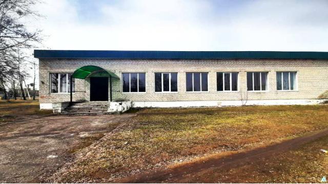 Капитальное строение с инв. №130/С-40322, столовая пл. 308,5 кв.м. (Брестская обл., Пинский р-н, Поречский с/с, д.Тобулки, ул. Центральная, 33)