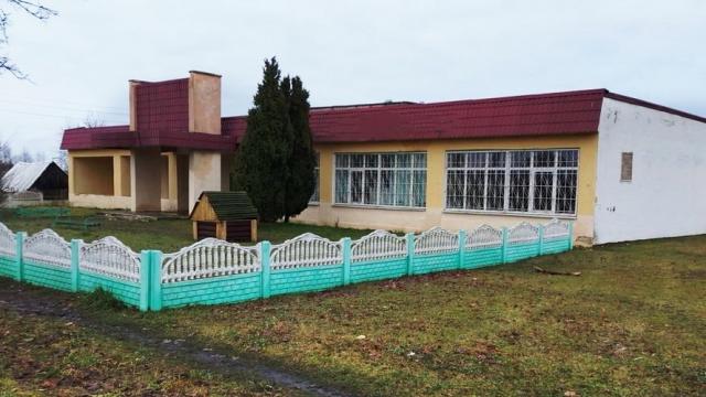 Капитальное строение с инв. №601/C-15764, магазин №44 пл. 931,2 кв.м. (Минская обл., Логойский р-н, Логойский с/с, д.Августово)