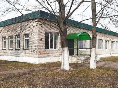 Капитальное строение с инв. №130/С-40322, столовая пл. 308,5 кв.м. (Брестская обл., Пинский р-н, Поречский с/с, д.Тобулки, ул. Центральная, 33)