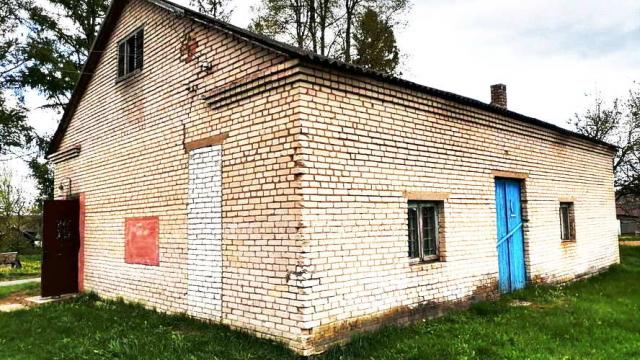 Капитальное строение с инв. №622/С-19069, магазин пл. 93,3 кв.м. (Минская обл., Столбцовский р-н, Налибокский с/с, д.Теребейное, ул. Центральная, 11)