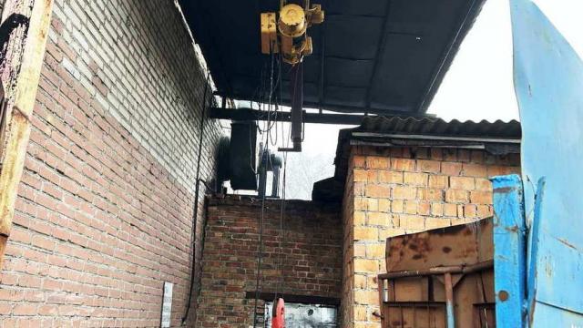 Подвесная кран-балка, 1980 г.в., инв. №2203 (Брестская обл., г.Пинск, ул. Рокоссовского, 2)