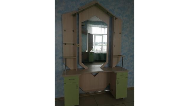 Комплект мебели для парикмахерской №1 (г.Глубокое, ул. Ленина, 7)