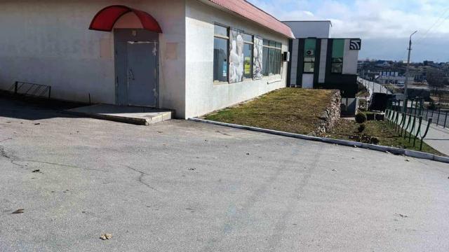 Капитальное строение с инв. №642/С-11416, магазин «Слуцкий край» пл. 361,5 кв.м. (Минская обл., г.Копыль, ул. Партизанская, 1 «Б»)