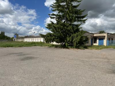 Комплекс 5 зданий (магазин, АБК, склады) общей пл. 2390 кв.м. (Брестская обл., г.Ляховичи, ул. Вокзальная, 12, 12В)