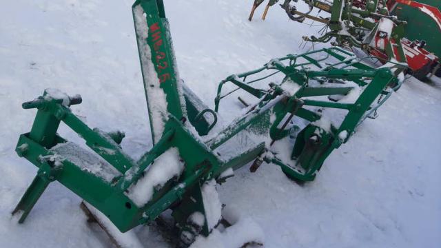 Косилка навесная КДН-2,7, 2008 г.в. (Гродненская обл., Свислочский р-н, аг.Незбодичи, ул. Мичурина, 22)