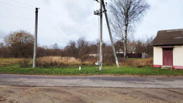 Капитальное строение с инв. №200/C-50823, магазин №8 пл. 65.8 кв.м. с учетом тепловой сети с инв. №200/C-506809 протяжен. 38.7 м.п. (Витебская обл., Витебский р-н, Новкинский с/с, д.Медвёдка, ул. Железнодорожная, 8Б)