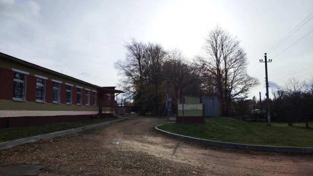 Капитальное строение с инв. №200/C-50823, магазин №8 пл. 65.8 кв.м. с учетом тепловой сети с инв. №200/C-506809 протяжен. 38.7 м.п. (Витебская обл., Витебский р-н, Новкинский с/с, д.Медвёдка, ул. Железнодорожная, 8Б)