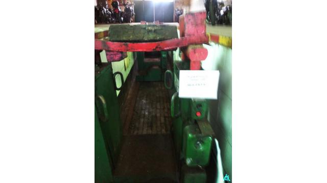 Подъемник канавный ПТО-16, 1985 г.в., инв. №2383 (Брестская обл., г.Пинск, ул. Черняховского, 83)