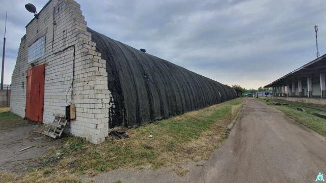 Комплекс 6 зданий торговой базы (АБК, склады и гараж) общей пл. 11216 кв.м., расположенный на трех земельных участках общей пл. 2,4616 га (Могилевская обл, г.Бобруйск, ул. 50 лет ВЛКСМ, 40 и 40Б)