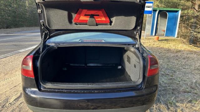 Автомобиль легковой седан Audi A6, 2002 г.в. (Витебская обл., г.Витебск, пр-т Строителей)