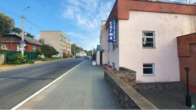 Комплекс 2 зданий магазина и кафе общей пл. 1020 кв.м. на земельном участке пл. 0,4805 га (Витебская обл., г.Орша, ул. Фридриха Энгельса, 19 и 19/1)