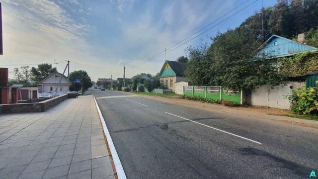 Комплекс 2 зданий магазина и кафе общей пл. 1020 кв.м. на земельном участке пл. 0,4805 га (Витебская обл., г.Орша, ул. Фридриха Энгельса, 19 и 19/1)