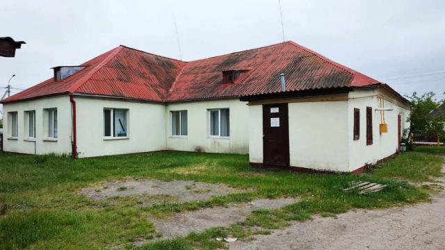 Капитальное строение с инв. №132/С-9500, административное здание пл. 118 кв.м. (Брестская обл., г.Иваново, ул. Железнодорожная, 10Б)