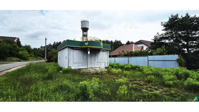 Капитальное строение с инв. №600/C-170901, магазин №15 пл. 38,8 кв.м. (Минская обл., Минский р-н, д.Боровляны, ул. Славянская, 19)